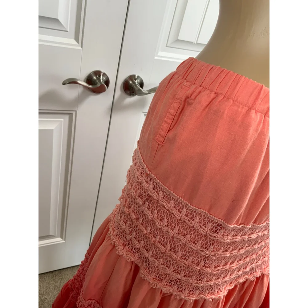 Eyeshadow Women's Tiered Midi Skirt Med Coral Elastic Waistband Boho Cottagecore